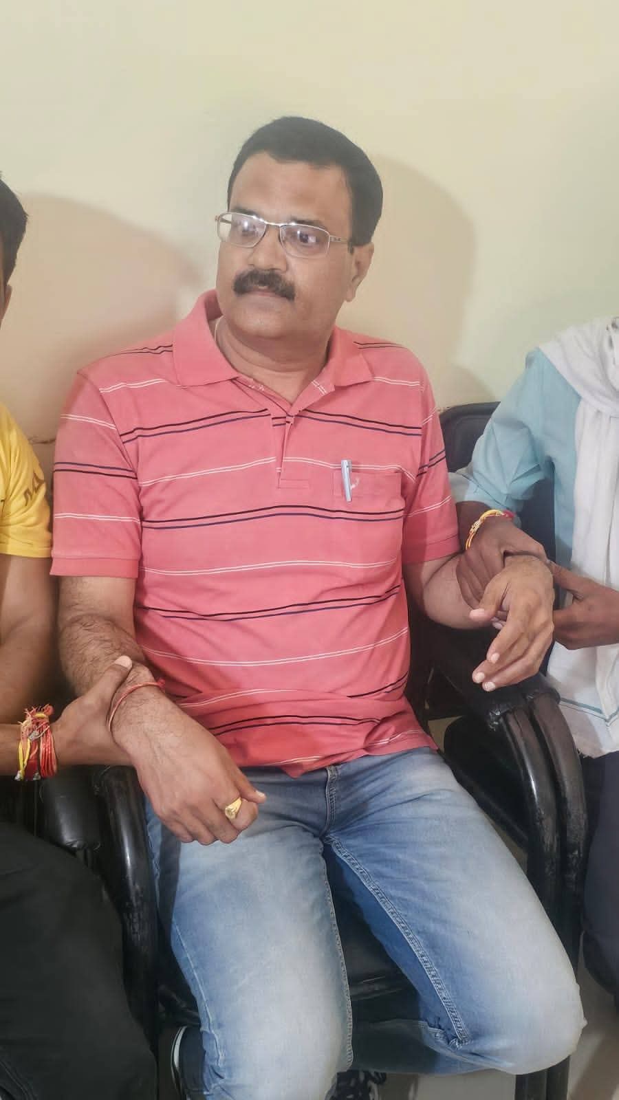 देवास: तबादले के बदले रिश्वत लेते टोंकखुर्द जनपद के सीईओ रंगे हाथों गिरफ्तार