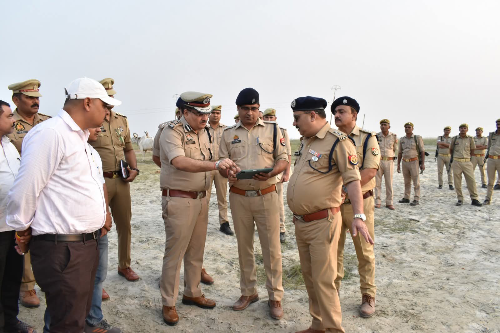 बदायूं के ककोड़ा मेला तैयारीयों की एडीजी बरेली जोन द्वारा स्थलीय निरीक्षण किया गया।