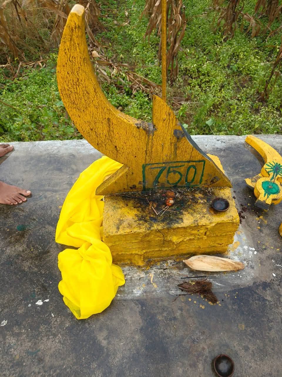 सिंगरदीप में बड़ा देव की प्रतिमा खंडित — आदिवासी समाज में आक्रोश