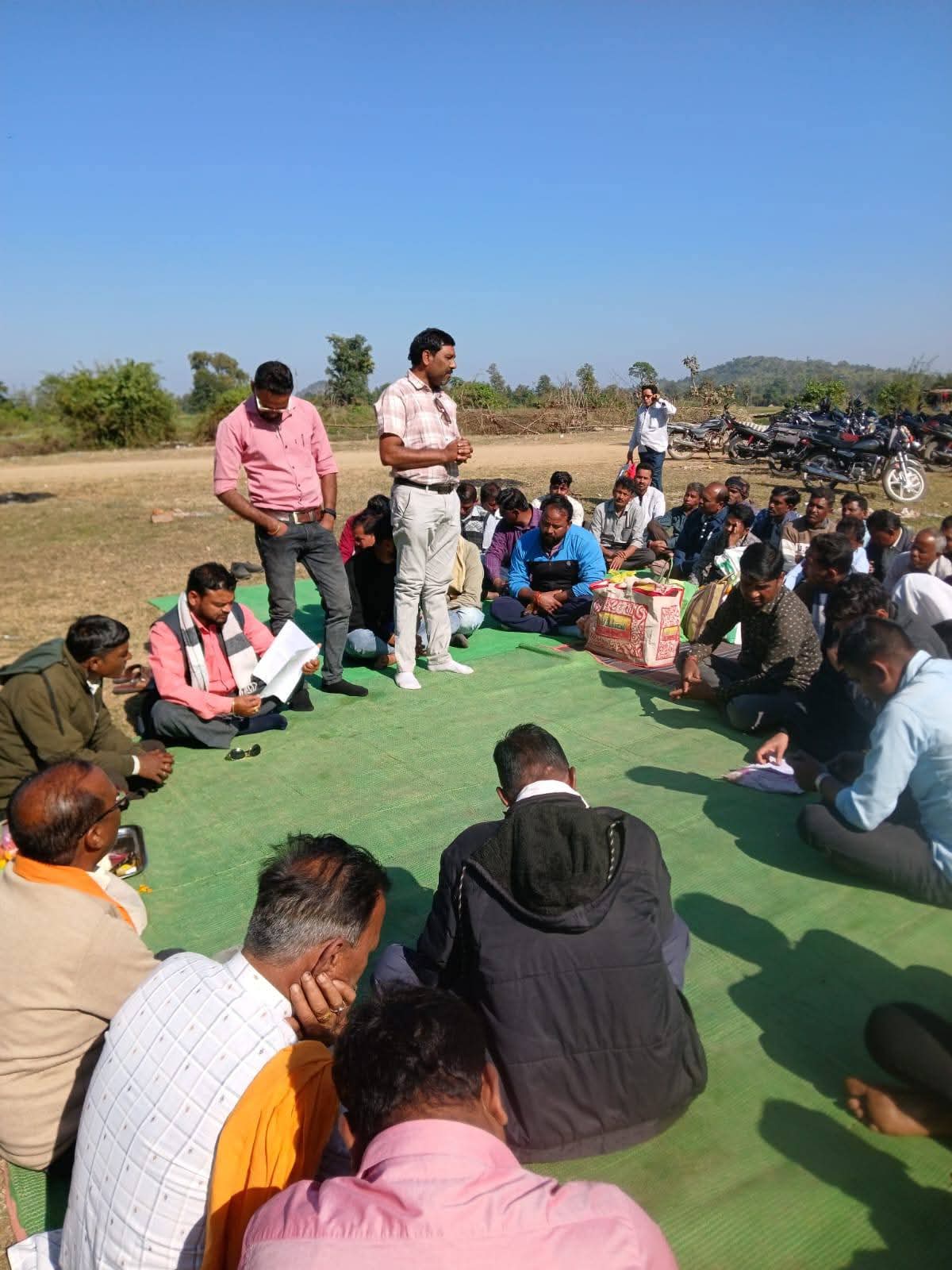 सेन समाज ब्लॉक केवलारी की सामाजिक बैठक का आयोजन उगली खंड के हिंर्री संगम में आयोजित 