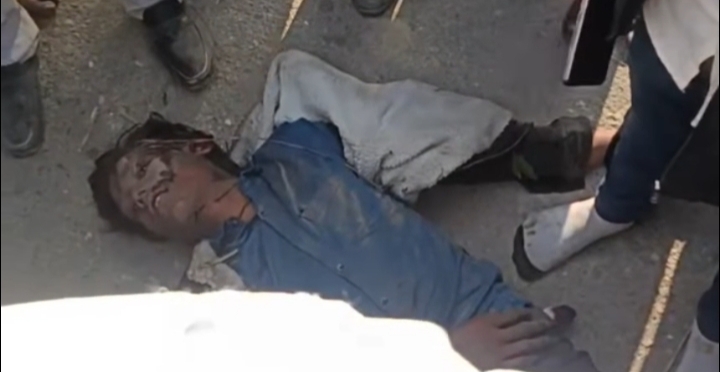 बदायूं: सहसवान के अब्बू नगर में पेड़ से टकराया वाहन, एक व्यक्ति गंभीर रूप से घायल ।