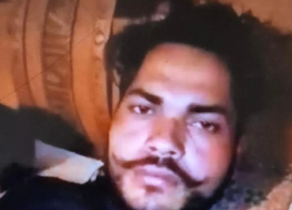 एटा में कर्ज से परेशान किसान ने खुद को मारी गोली, दो लाख का था कर्ज