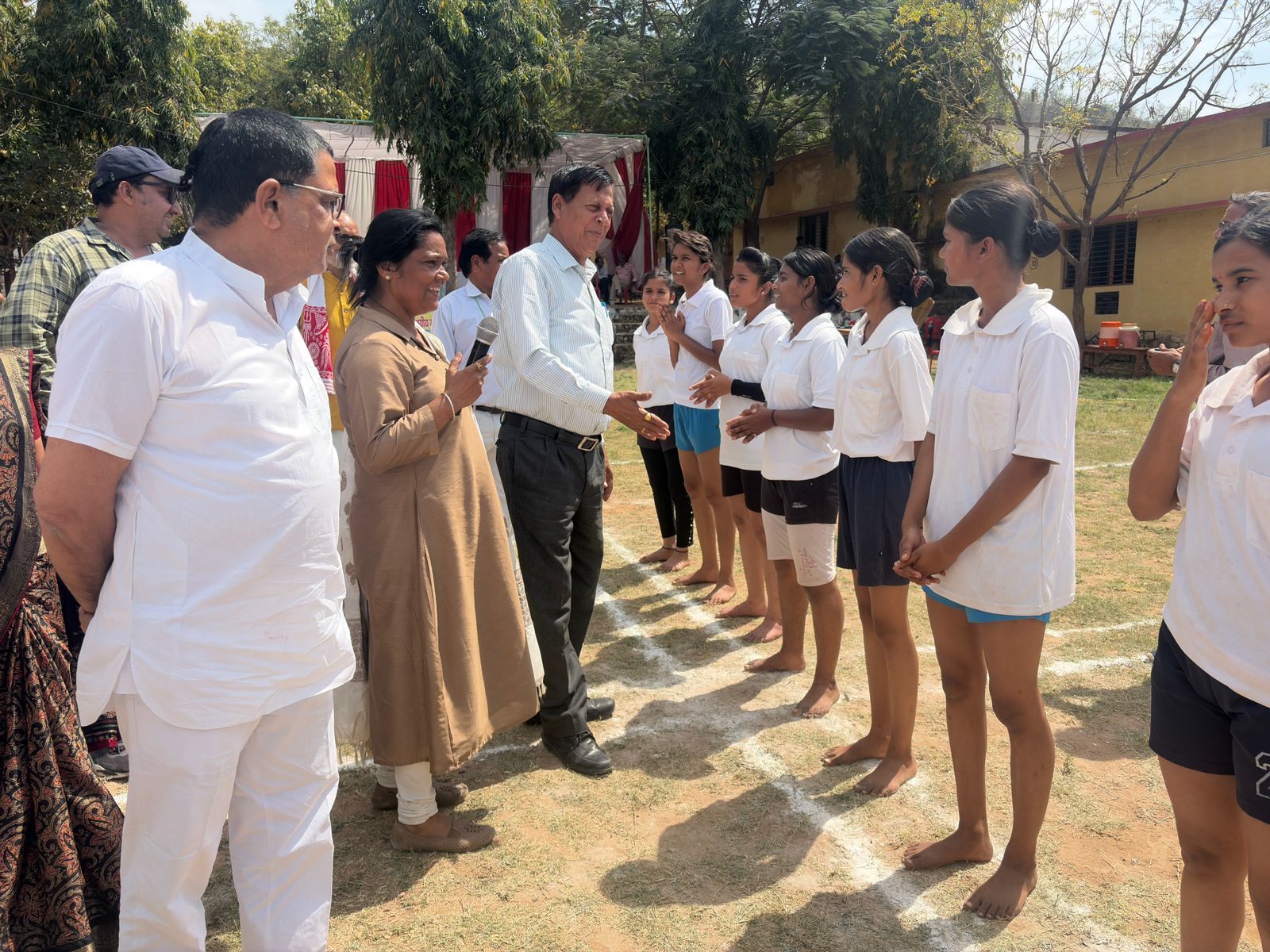 खो-खो प्रतियोगिता: बुंदेलखंड विश्वविद्यालय कैंपस की बेटियां बनीं विजेता, मेजबान रिछारिया कॉलेज उपविजेता