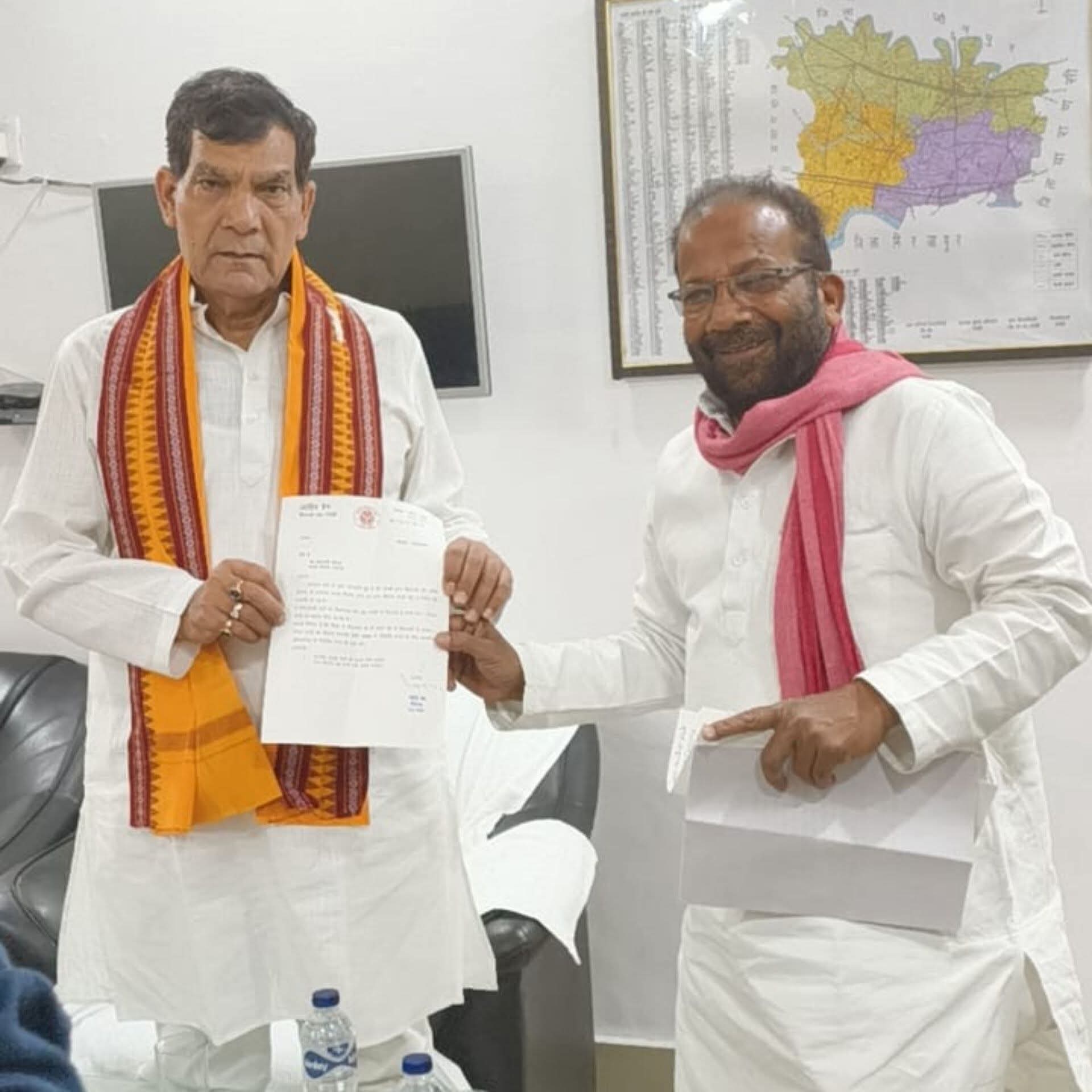 विकास निधि में समानता की मांग, भदोही विधायक जाहिद बेग ने मुख्यमंत्री को लिखा पत्र 