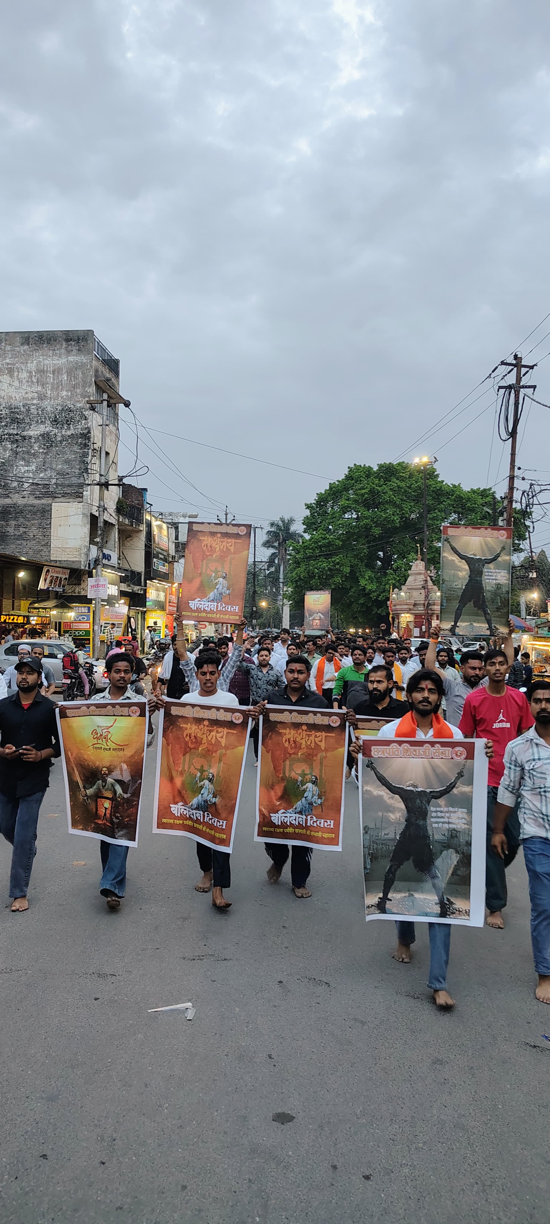 संभाजी महाराज बलिदान दिवस पर मुज़फ्फरनगर में भव्य मशाल पदयात्रा