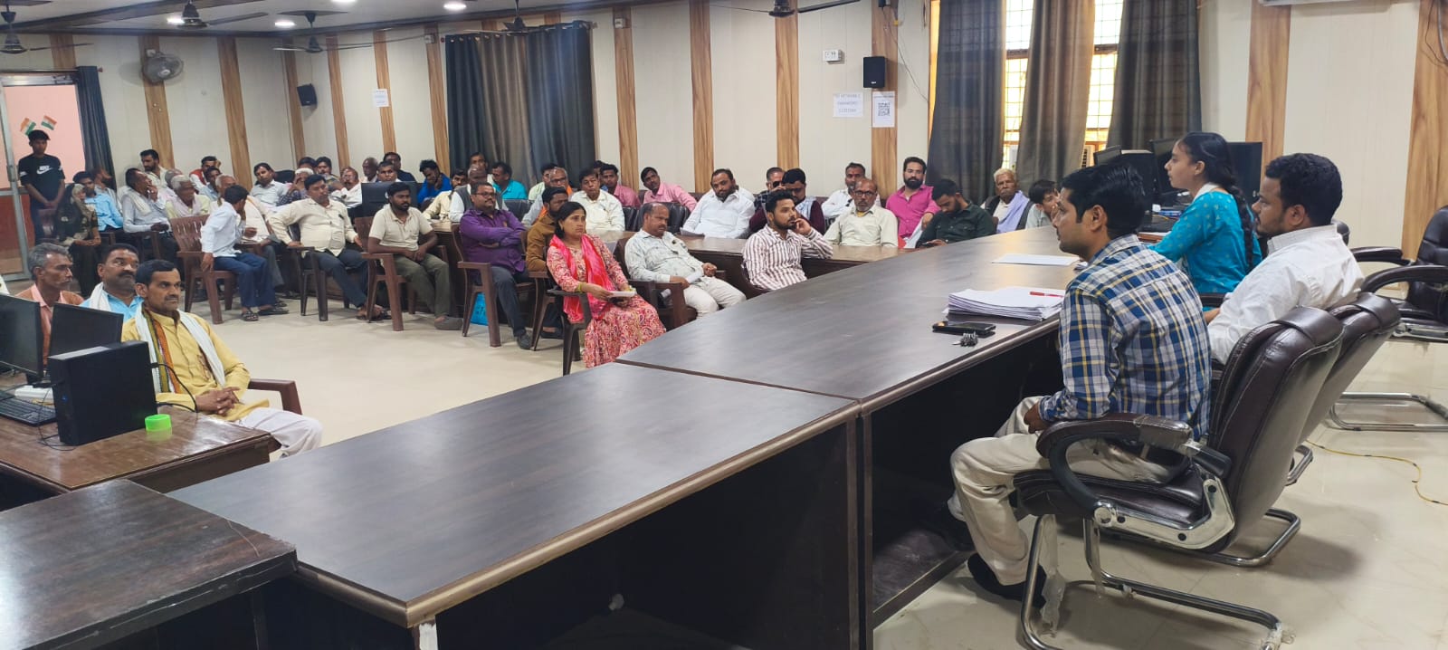 अलीगंज में कोटेदारों की बैठक, पारदर्शी वितरण व ई-केवाईसी पर जोर