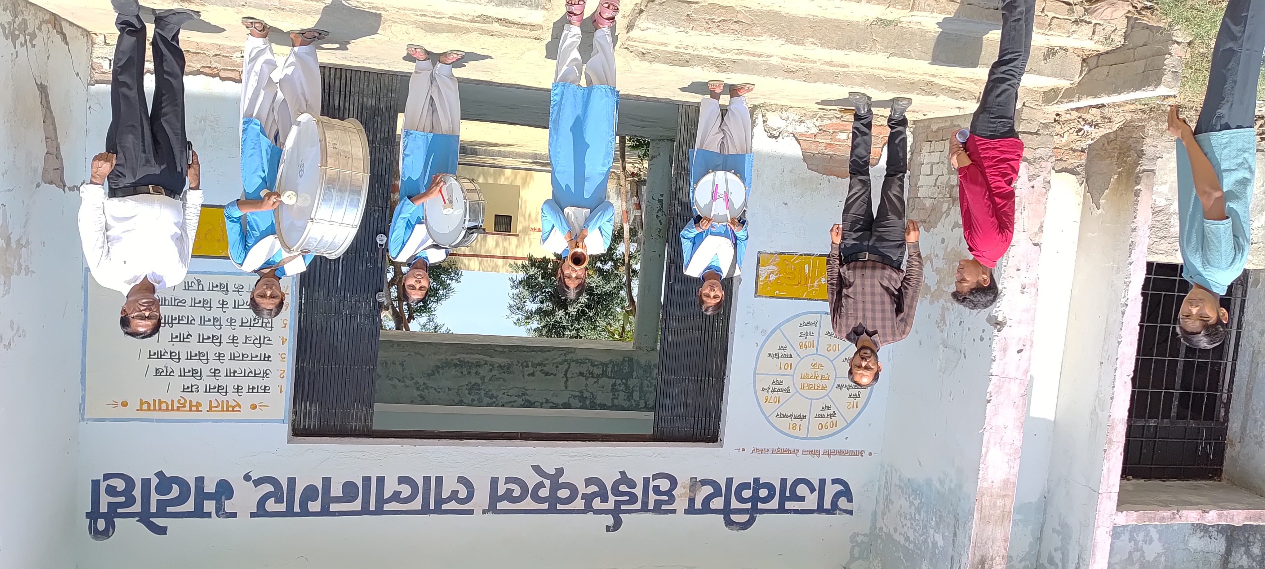 राजकीय हाई स्कूल लाला नगर में नव प्रवेशार्थी छात्र-छात्राओं का पुरातन छात्र- छात्राओं 