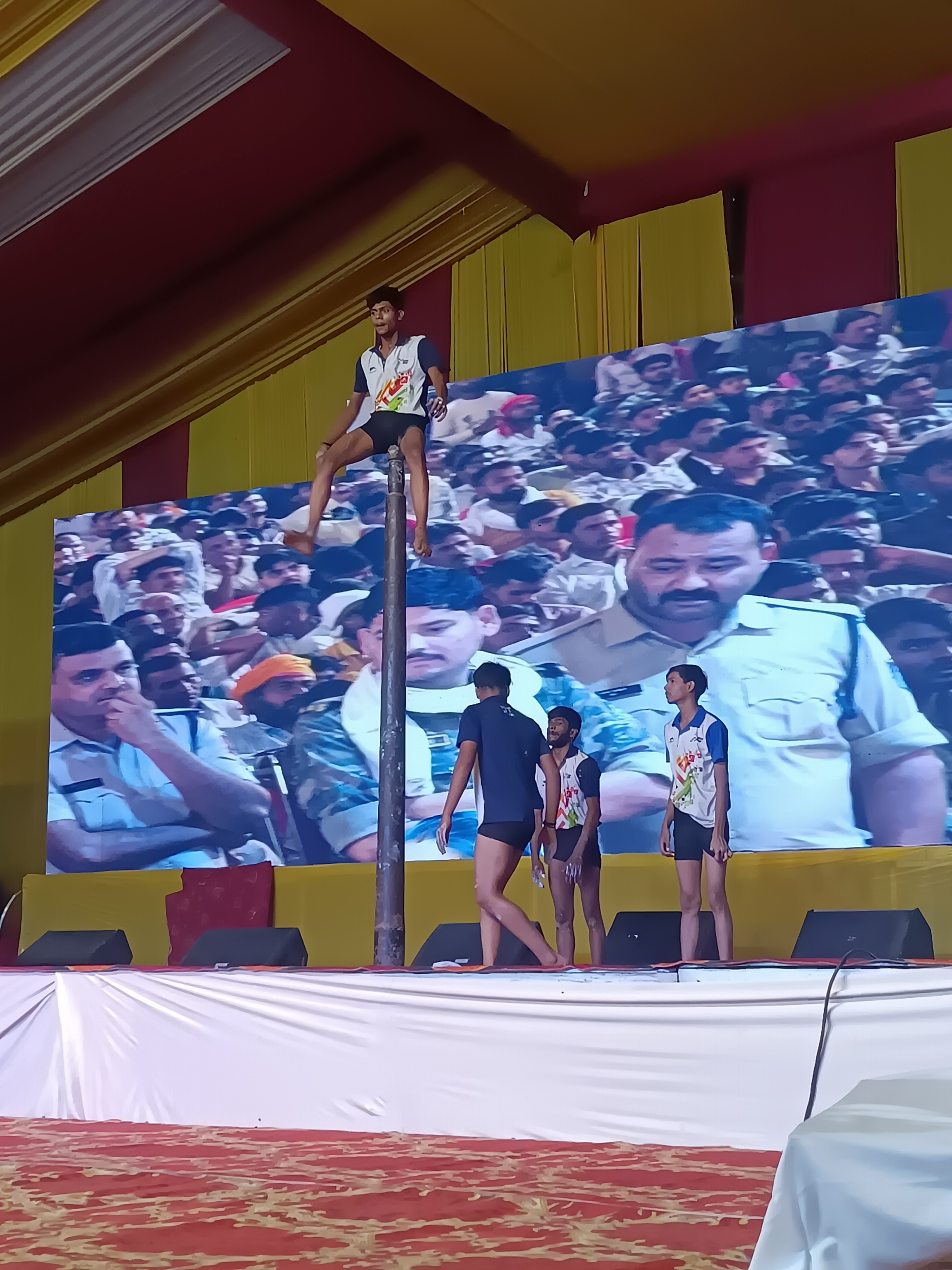 श्री पण्डोखर धाम सरकार पर 30 वे वार्षिक महोत्सव 