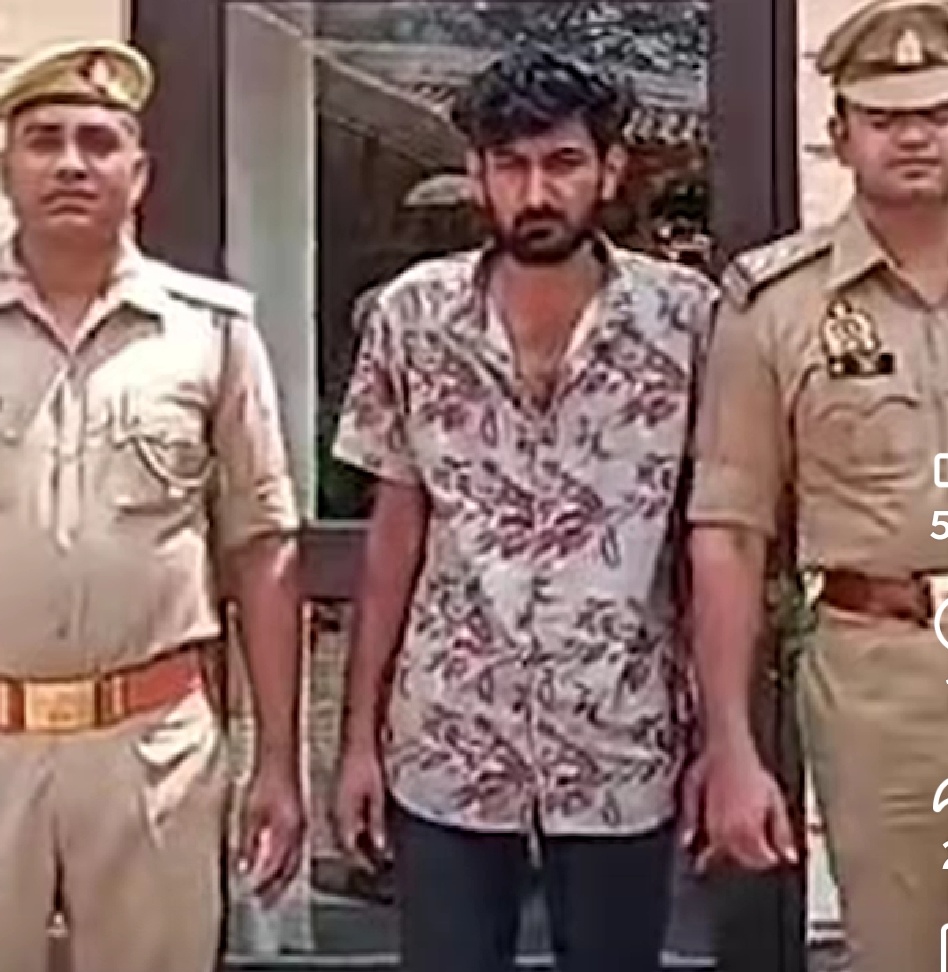 बहेड़ी क्षेत्र के ताज होटल में नाबालिग छात्रा के साथ पकड़ा मुजाहिद हिन्दू संगठनों के हंगामे के बाद पुलिस ने लिया हिरासत में