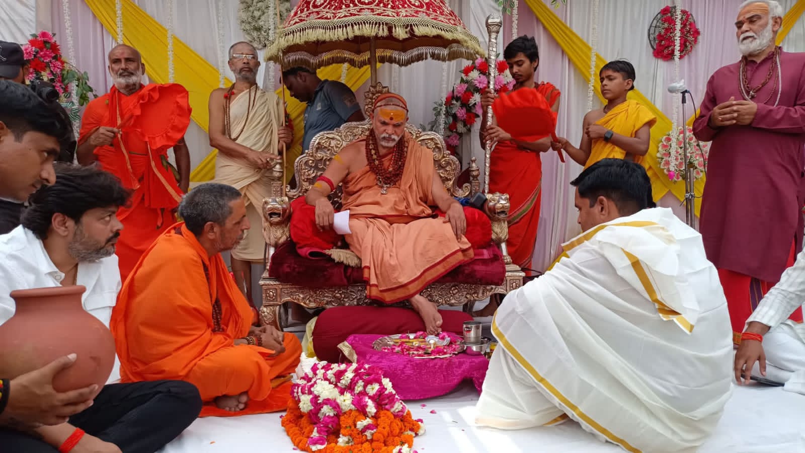 22 जुलाई तक मांग पूरी नहीं हुई तो 24 जुलाई को लखनऊ में होगा बड़ा आंदोलन: शंकराचार्य