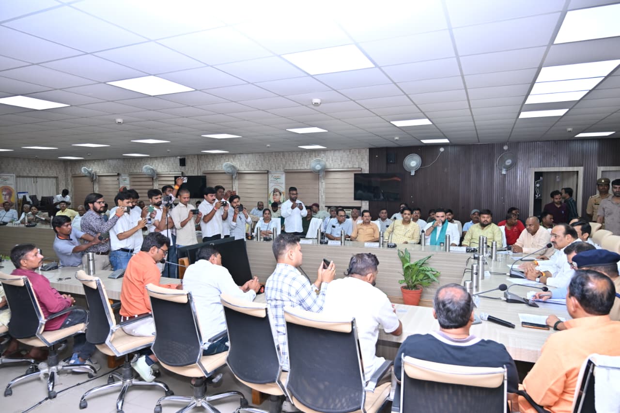 केन्द्र सरकार के 12 वर्ष पूर्ण होने के उपलक्ष्य में प्रभारी ने की प्रेस वार्ता  उपलब्धियों से भरे रहे बीते 12 वर्ष: 