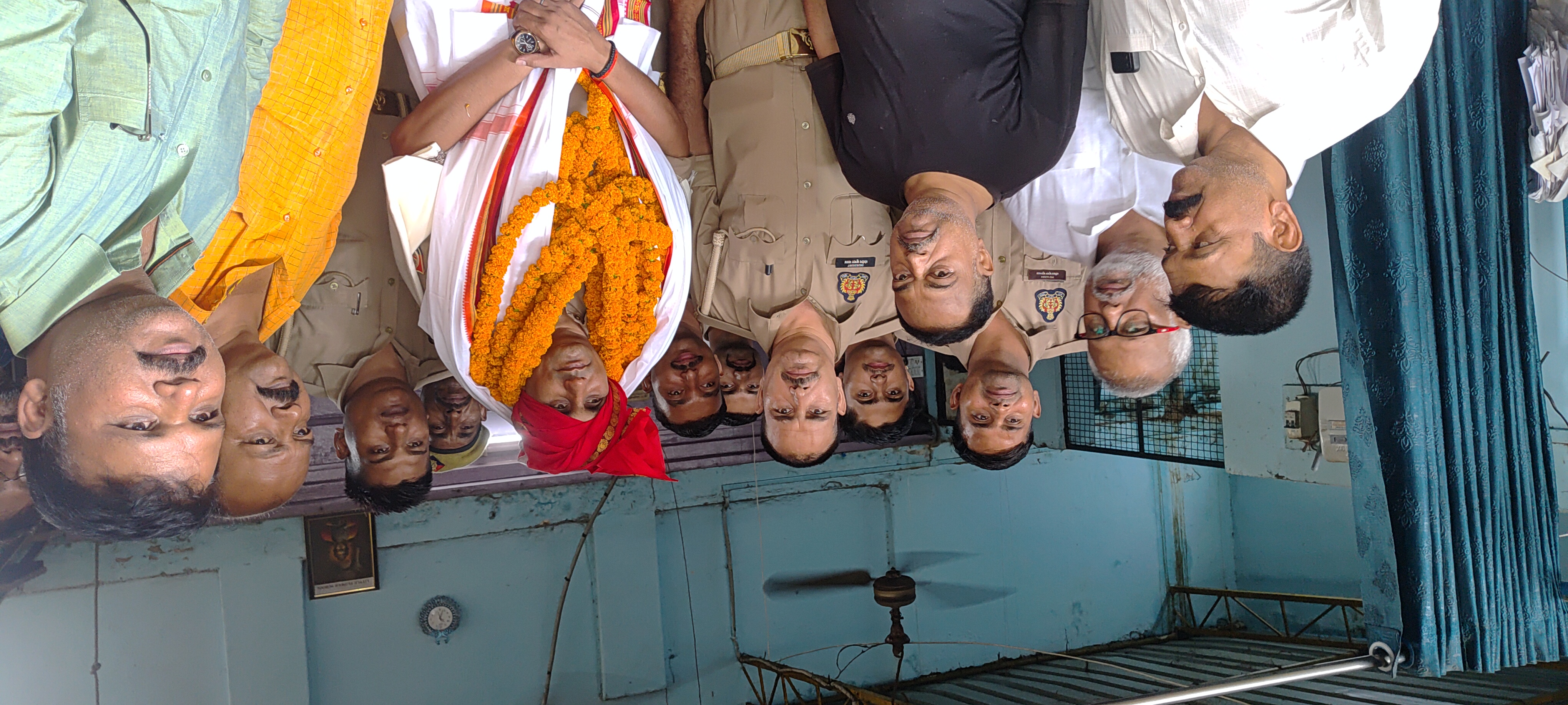 खमरिया में चौकी इंचार्ज कुलदीप मिश्रा का भावपूर्ण विदाई समारोह, चौरी थाना प्रभारी के रूप में हुई तैनाती